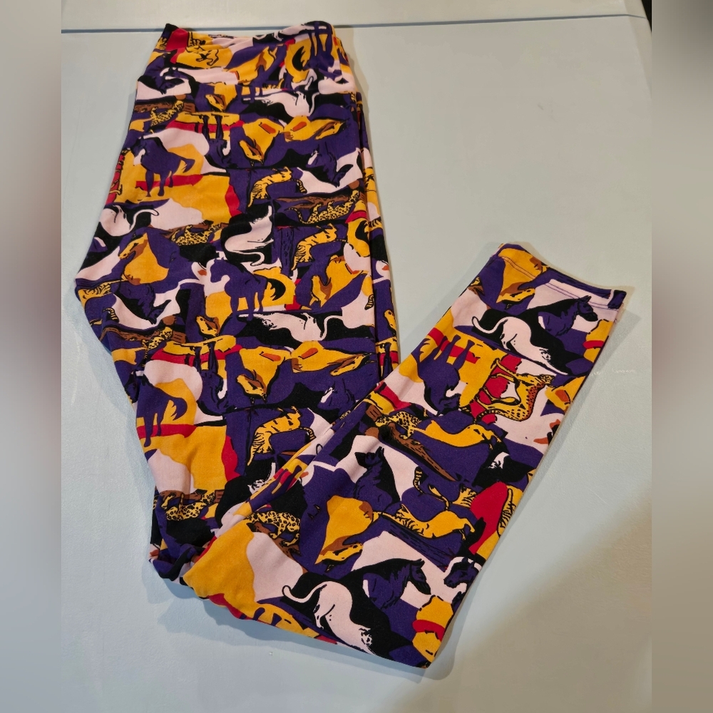 LuLaRoe Purple and Yellow Animal Print Leggings (5c11)